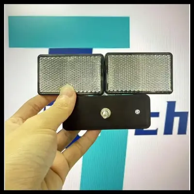 ทับทิมสะท้อนแสงขาว LED